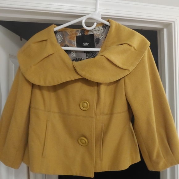 Crop Jacket - Picture 2 of 4